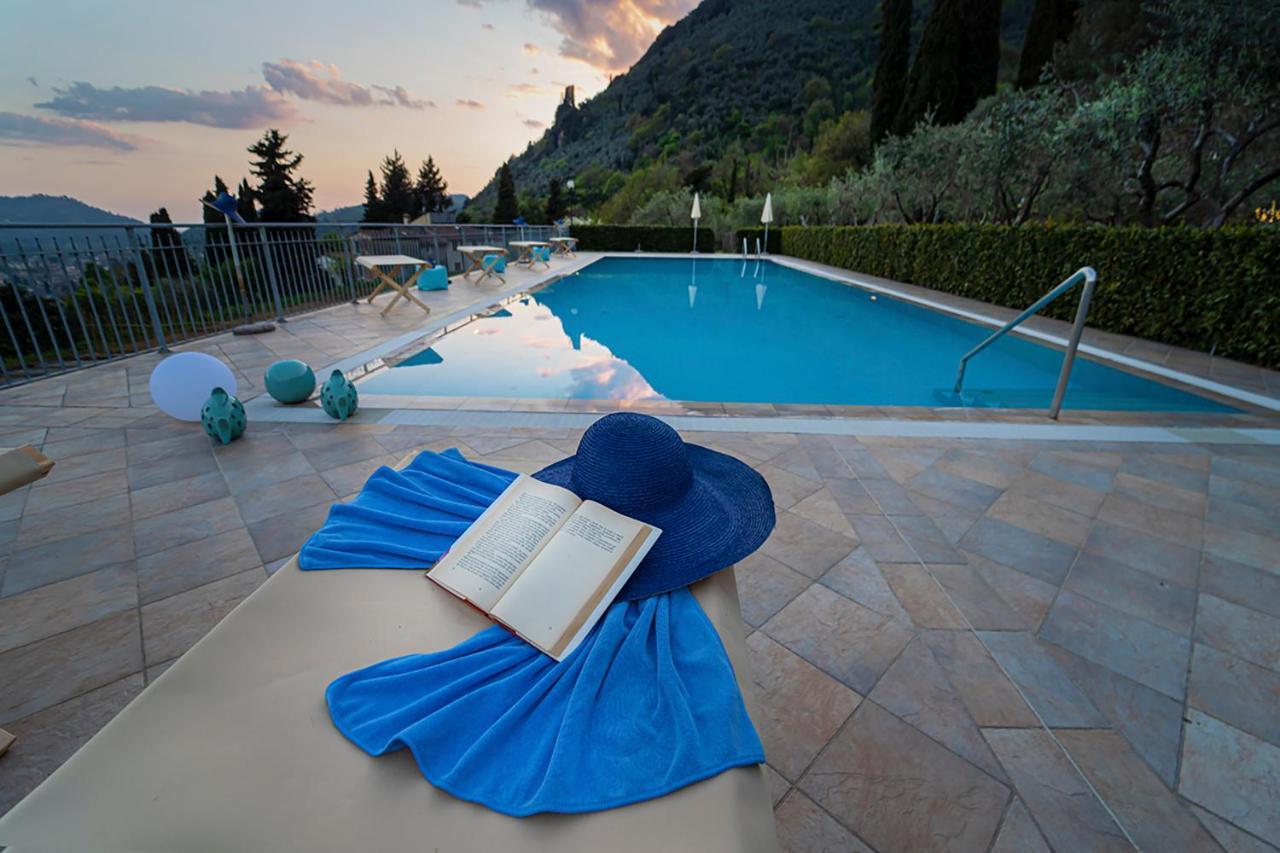 Sotto Il Cielo Di Toscana: Adult-Only Vacation Studios Camaiore Exterior photo